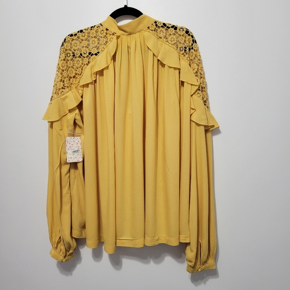 Free People Yellow Blouse Large NWT - Picture 2 of 13